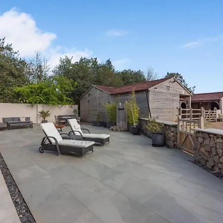 Pine Ridge 1 Bristol